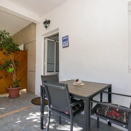 Neda Appartement *